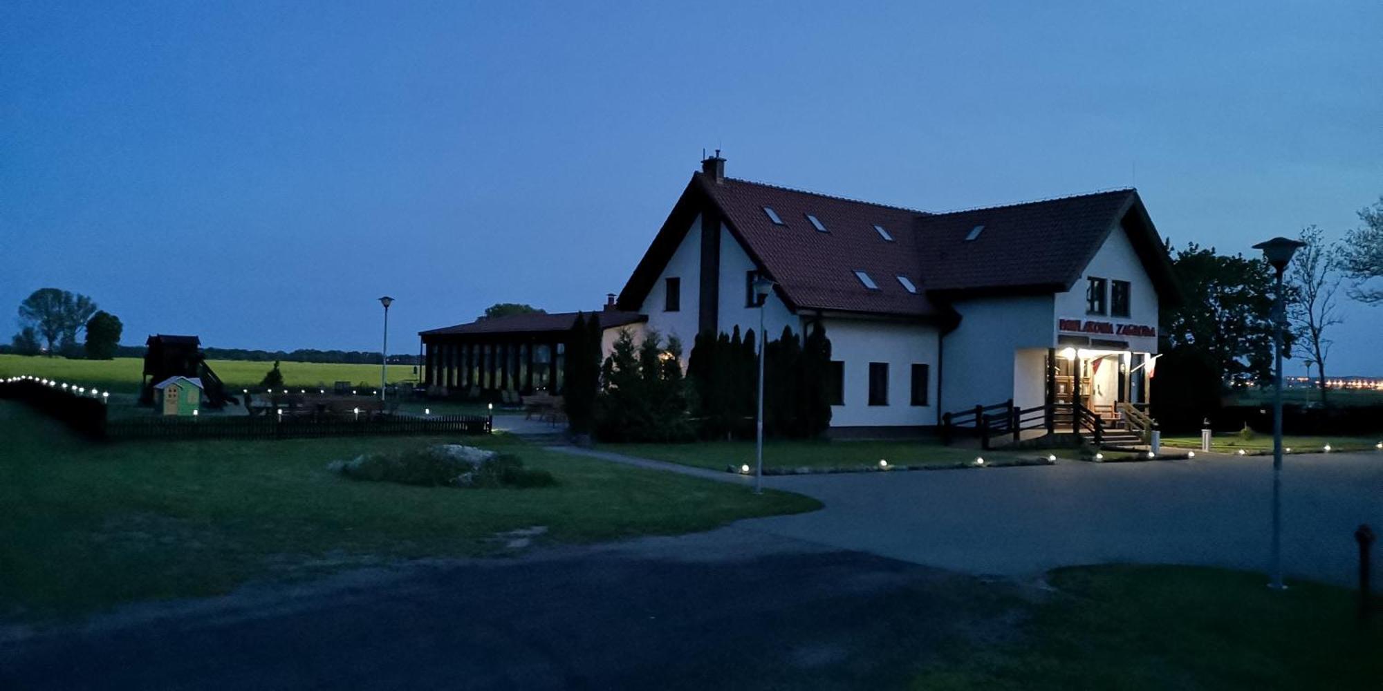 Pawlakowa Zagroda Hotel Grabiny-Zameczek Exterior photo